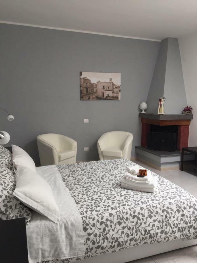 Agave Bed&Breakfast Campi Salentina ภายนอก รูปภาพ